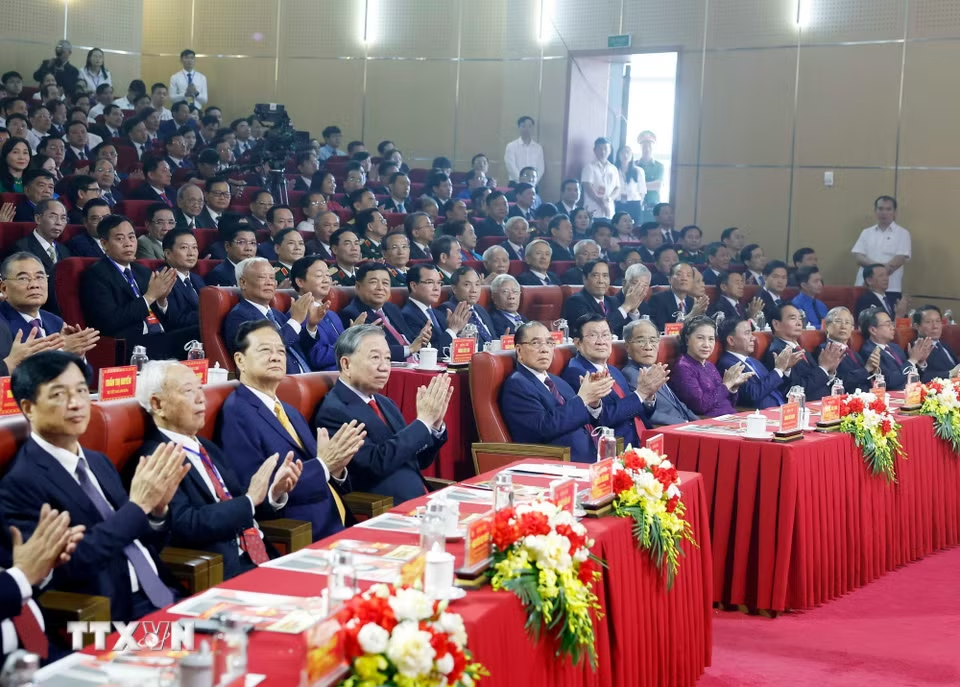 Tổng Bí thư, Chủ tịch nước Tô Lâm dự Lễ kỷ niệm 120 năm Ngày sinh Tổng Bí thư Hà Huy Tập- Ảnh 1.