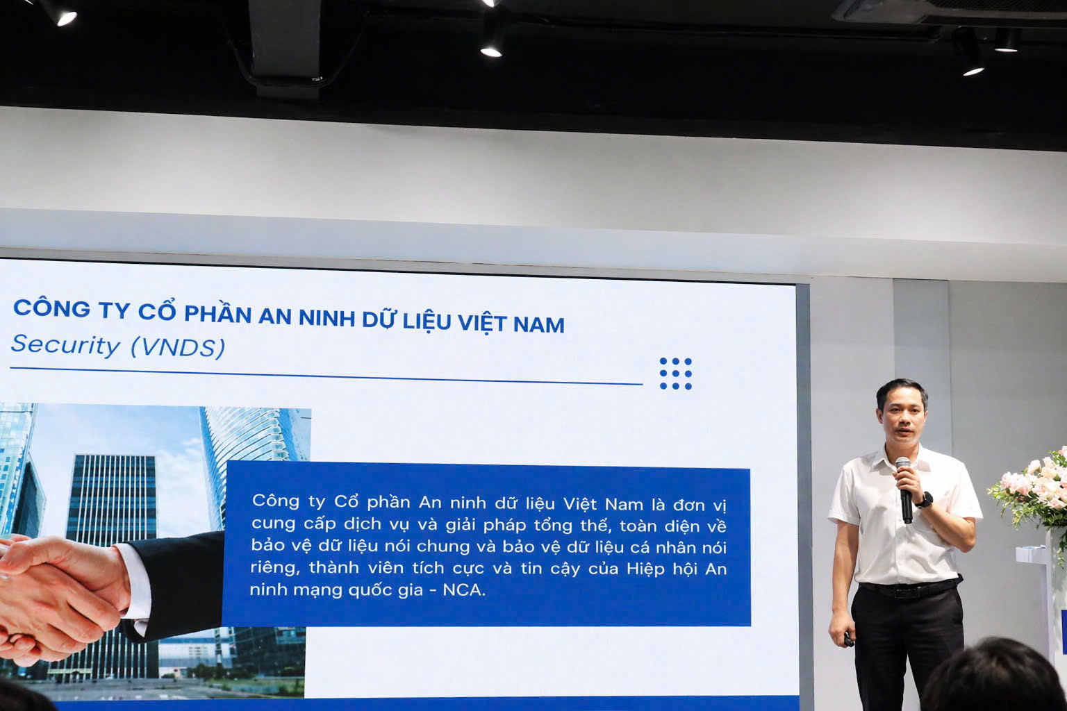 &Ocirc;ng Ng&ocirc; Tuấn Anh ph&aacute;t biểu tại Hội thảo 
