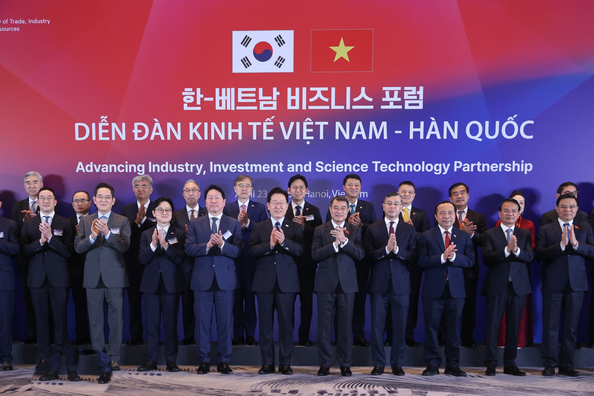 Thủ tướng Lê Minh Hưng: Nâng hợp tác Việt Nam -Hàn Quốc từ đối tác kinh tế-đầu tư sang đối tác cùng kiến tạo tương lai- Ảnh 6.
