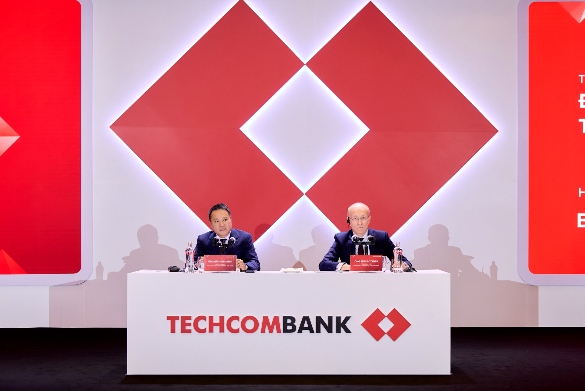 techcombank.jpg