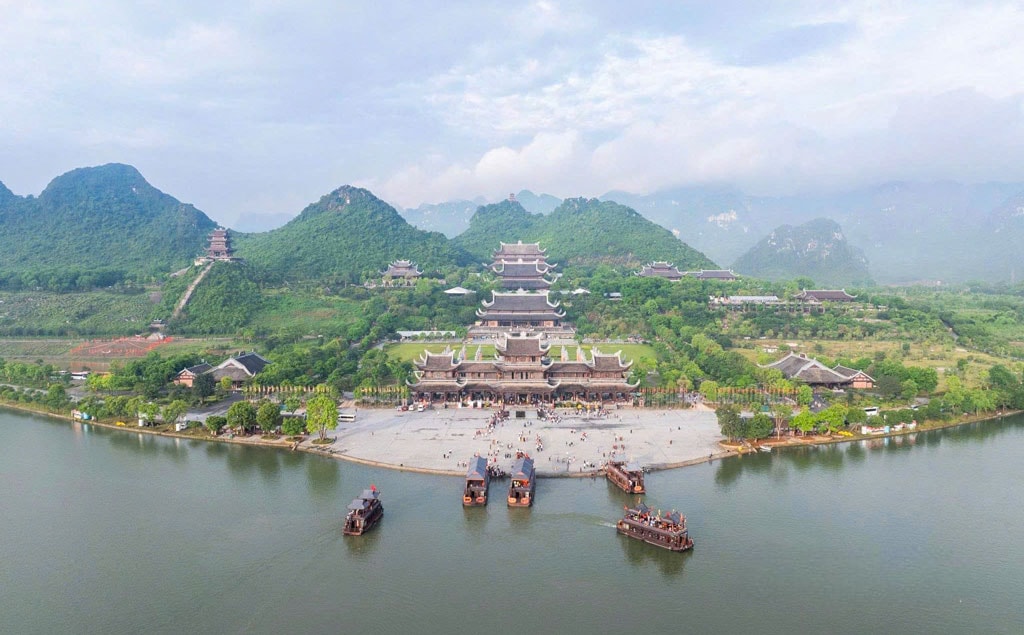 Ninh Bình đang sở hữu hệ thống di tích, kỳ quan nhiều bậc nhất Việt Nam
