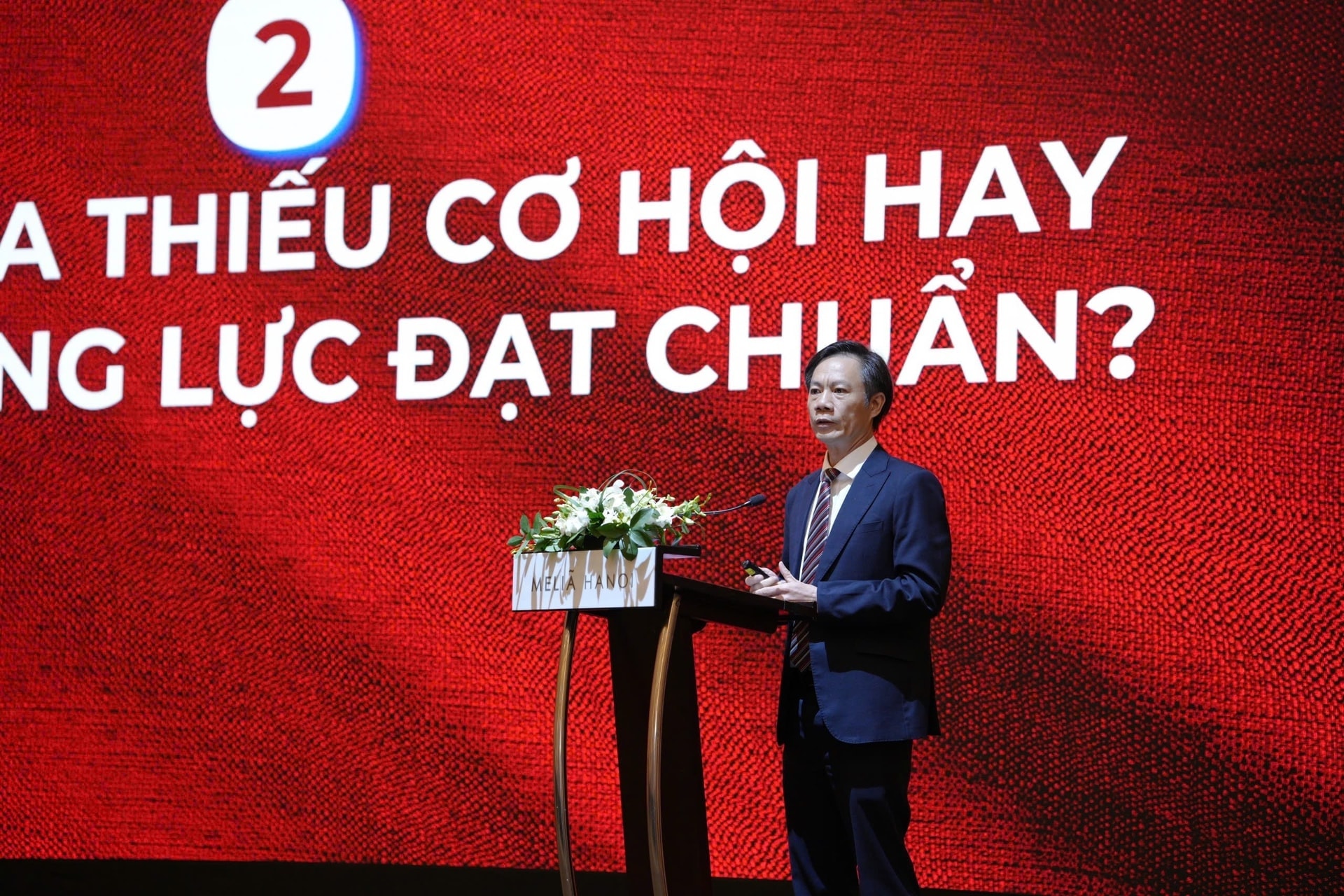 Theo TS. Lê Duy Bình, điểm nghẽn không nằm ở việc doanh nghiệp thiếu cơ hội, mà nằm ở năng lực đáp ứng các tiêu chuẩn khắt khe của chuỗi cung ứng toàn cầu