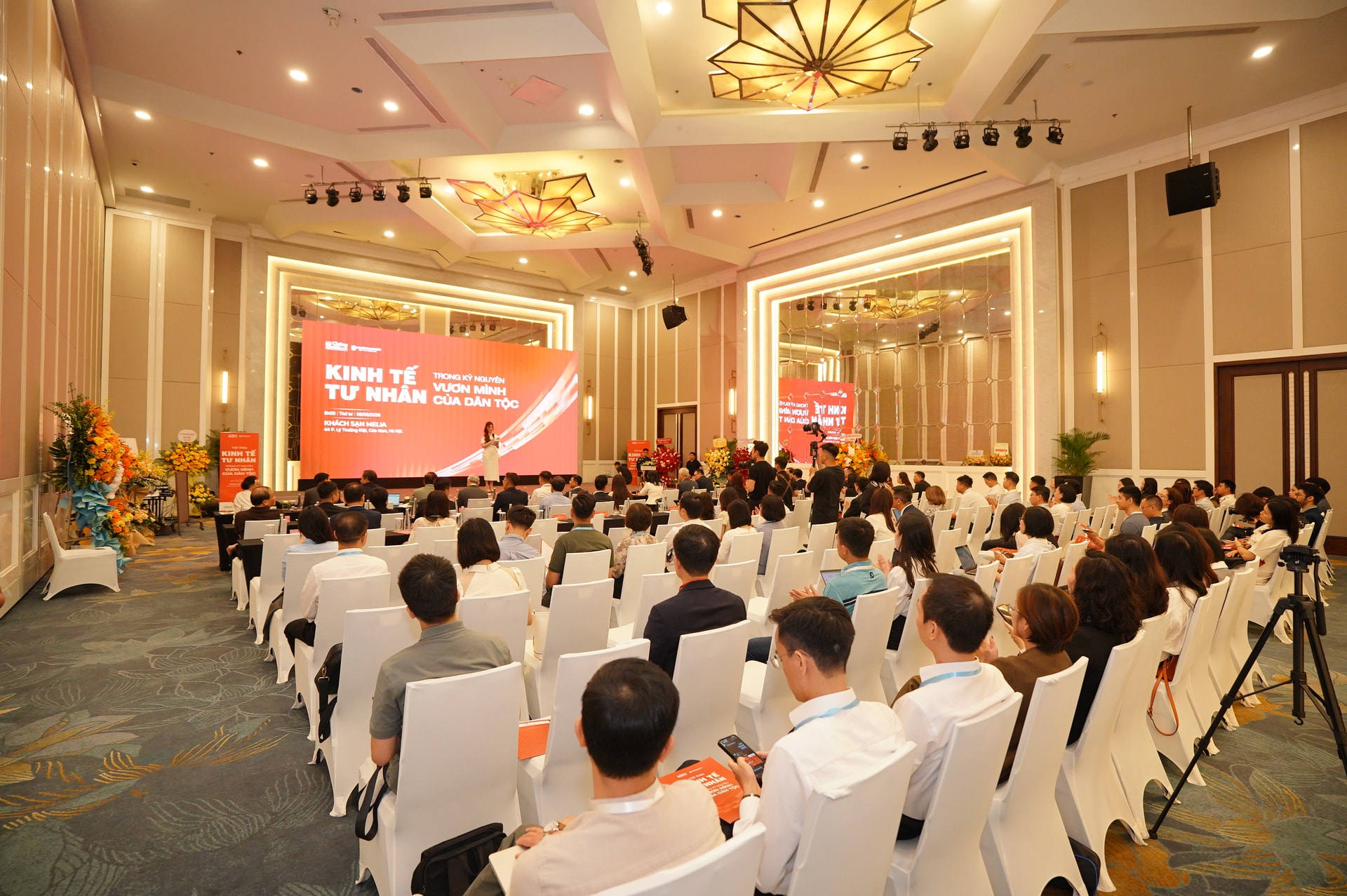 Toàn cảnh Hội thảo “Kinh tế tư nhân trong kỷ nguyên vươn mình của dân tộc”