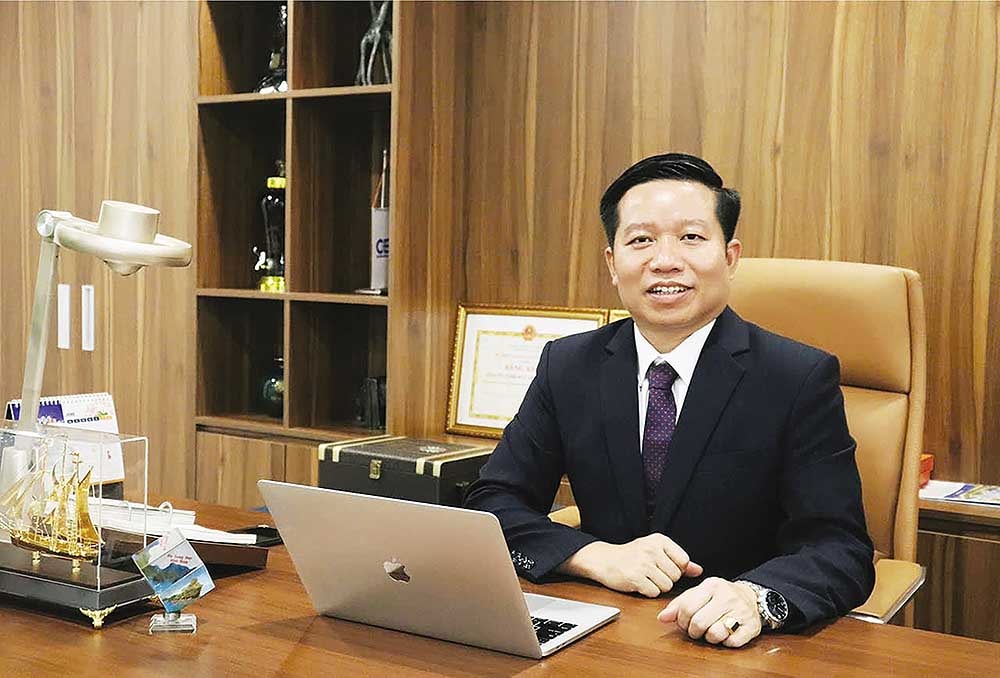 dinh.jpg