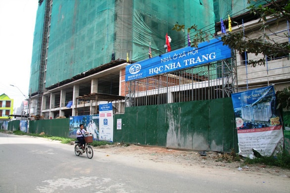 Địa ốc Hoàng Quân, HQC, Hoàng Quân