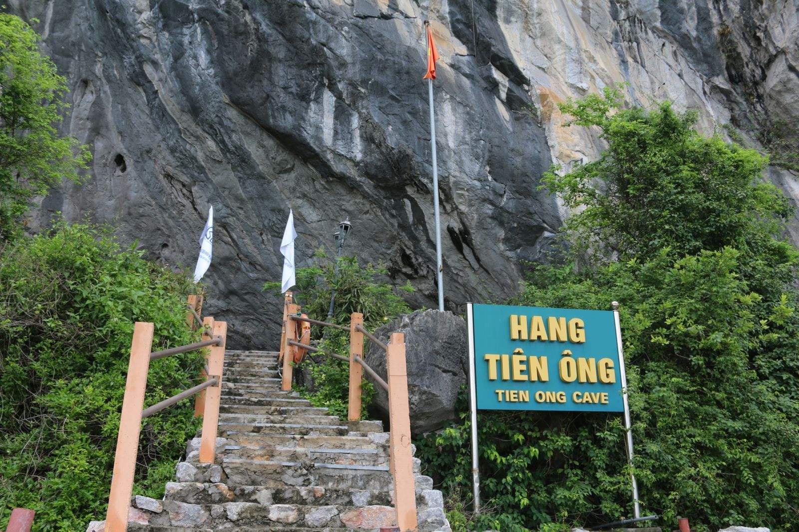 Hang động Tiên Ông