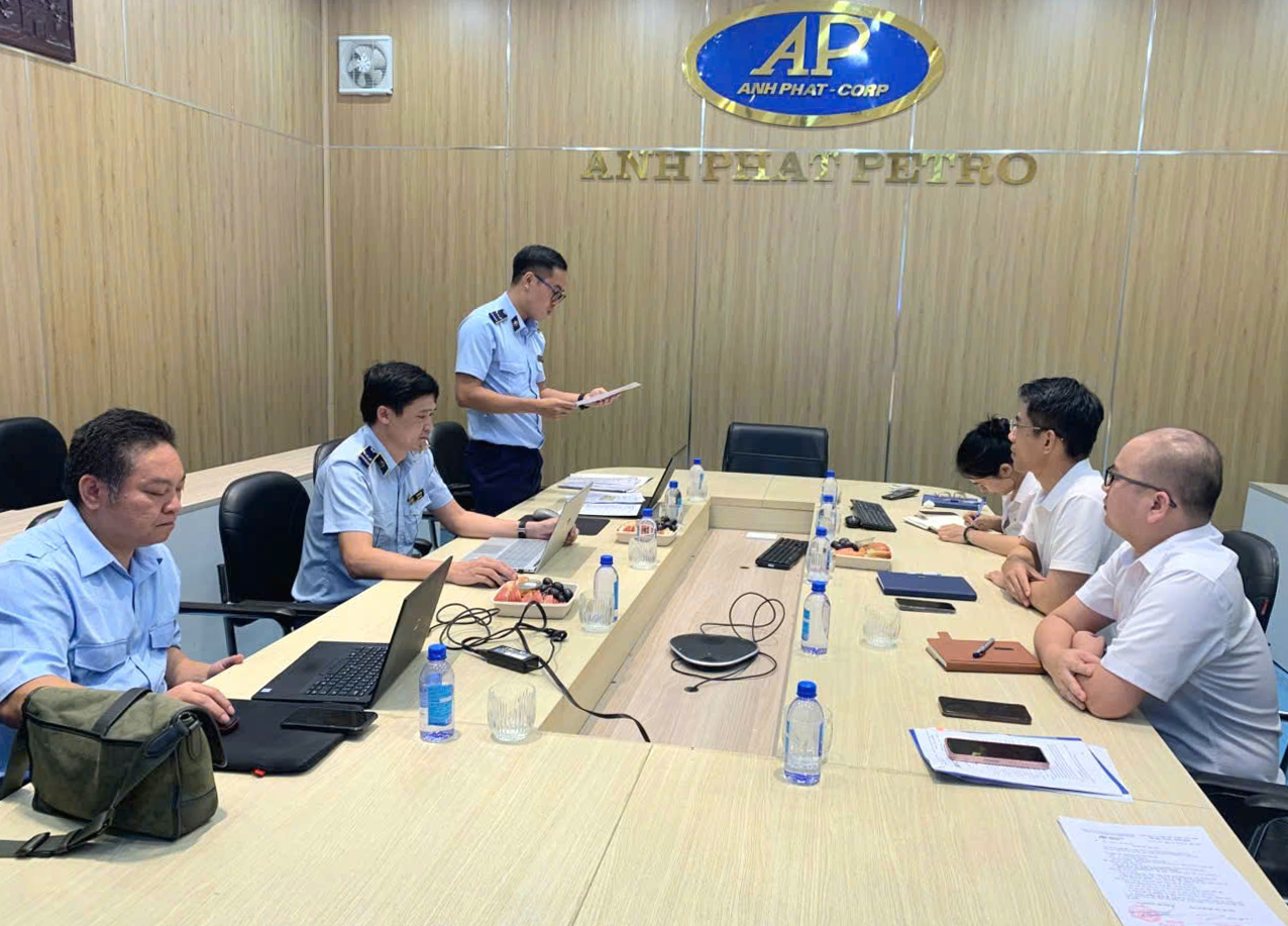 xử phạt doanh nghiệp xăng dầu