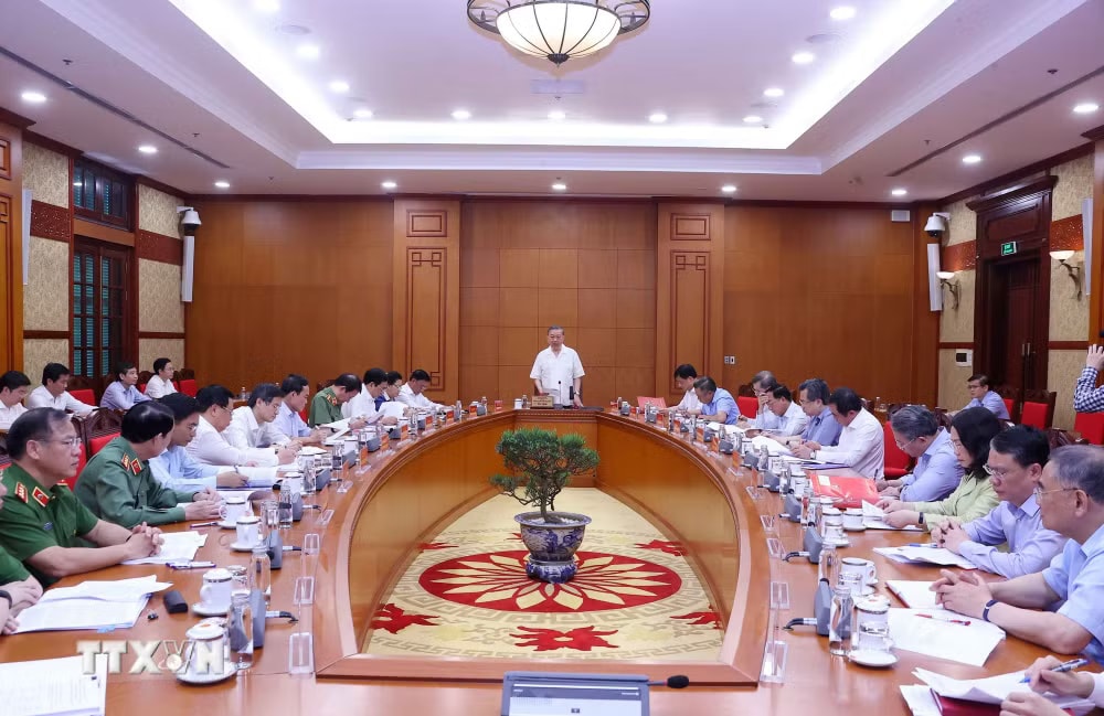 Tổng Bí thư, Chủ tịch nước Tô Lâm: Không để xã hội giàu lên về vật chất nhưng nghèo đi về văn hóa, đạo đức và các giá trị nhân văn- Ảnh 2.