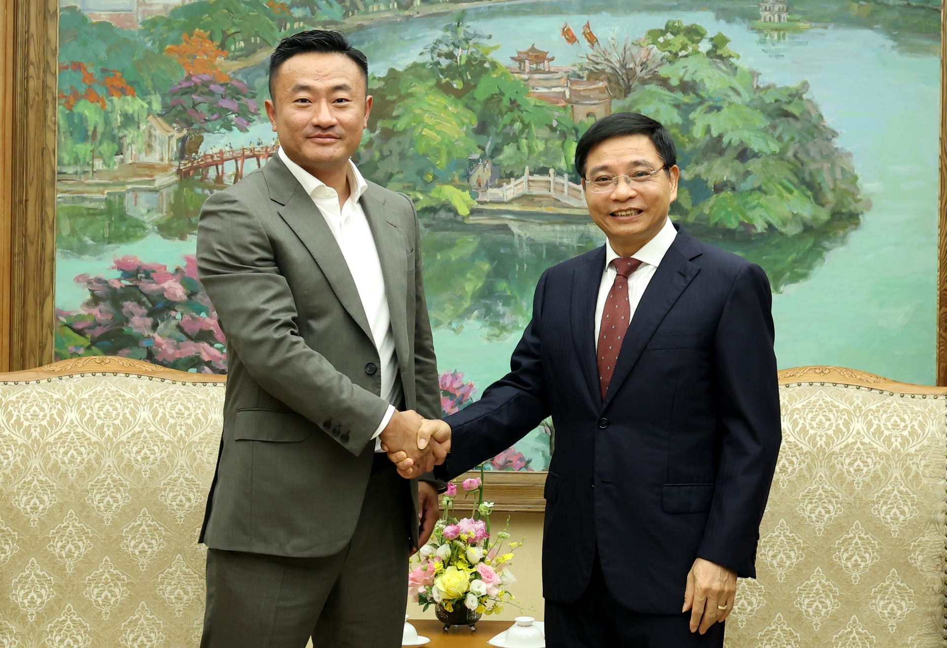 Phó Thủ tướng Nguyễn Văn Thắng: Xây dựng thị trường tài sản mã hóa minh bạch, an toàn, theo chuẩn mực quốc tế- Ảnh 1.