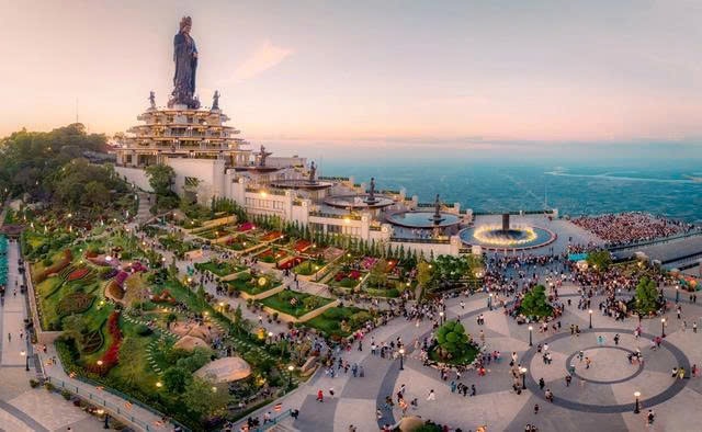 Núi Bà đen