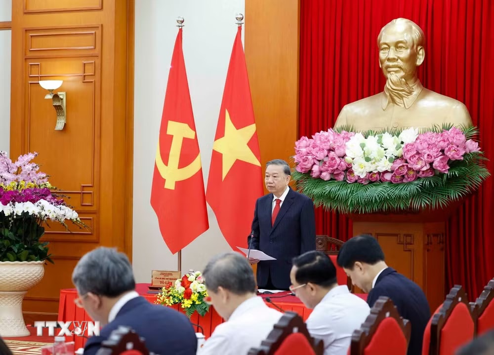 Tổng Bí thư, Chủ tịch nước Tô Lâm: Tập trung nghiên cứu những vấn đề lý luận mới và cấp bách- Ảnh 2.