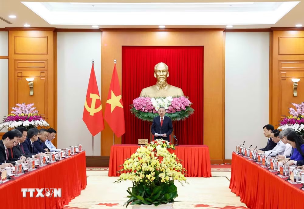 Tổng Bí thư, Chủ tịch nước Tô Lâm: Tập trung nghiên cứu những vấn đề lý luận mới và cấp bách- Ảnh 3.