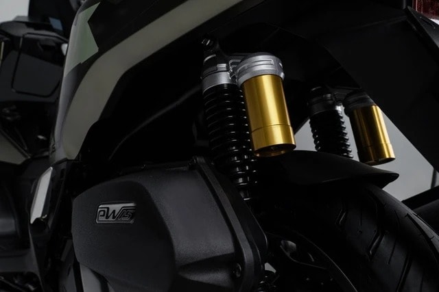 xehonda1.jpg