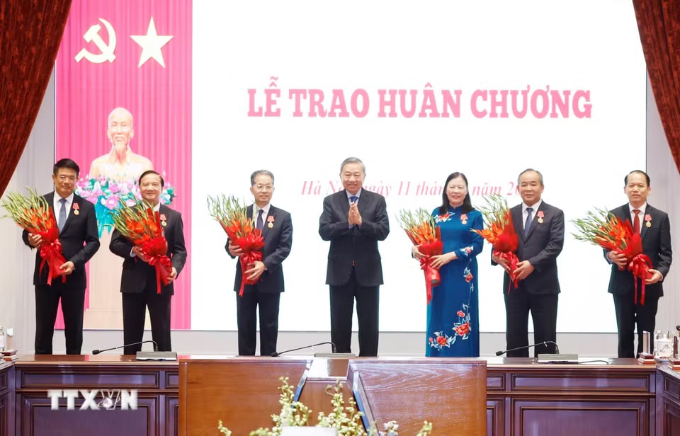 Tổng Bí thư, Chủ tịch nước Tô Lâm: Cải cách tư pháp giai đoạn mới, bảo vệ công lý và kiến tạo niềm tin- Ảnh 6. Tổng Bí thư, Chủ tịch nước Tô Lâm: Cải cách tư pháp giai đoạn mới, bảo vệ công lý và kiến tạo niềm tin- Ảnh 6.