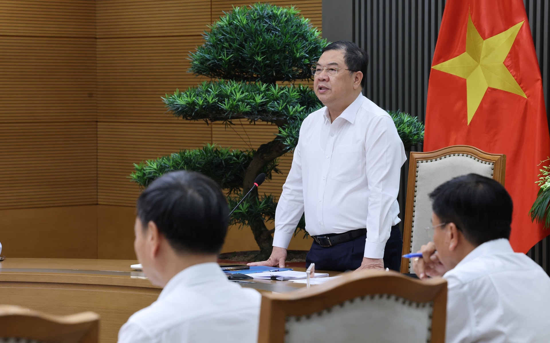 Phó Thủ tướng Thường trực Phạm Gia Túc: Bảo đảm tiến độ dự án đường sắt Lào Cai - Hà Nội - Hải Phòng, tuân thủ nghiêm ngặt quy trình- Ảnh 2.