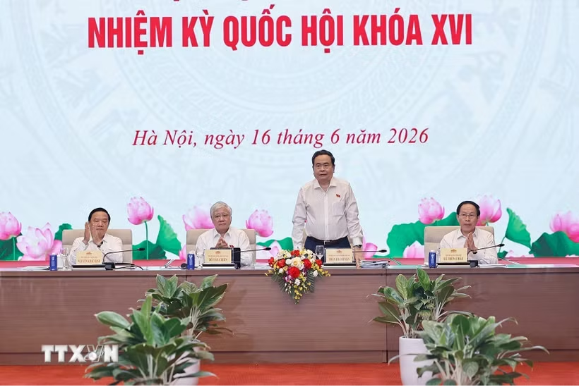 Quốc hội khóa XVI trở thành nhiệm kỳ kiến tạo thể chế phát triển- Ảnh 1. Quốc hội khóa XVI trở thành nhiệm kỳ kiến tạo thể chế phát triển- Ảnh 1.