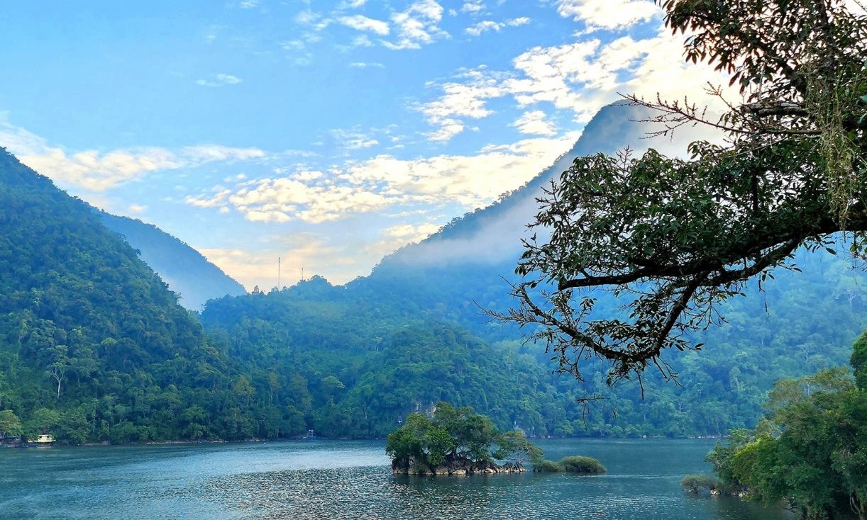 Hồ nước ngọt