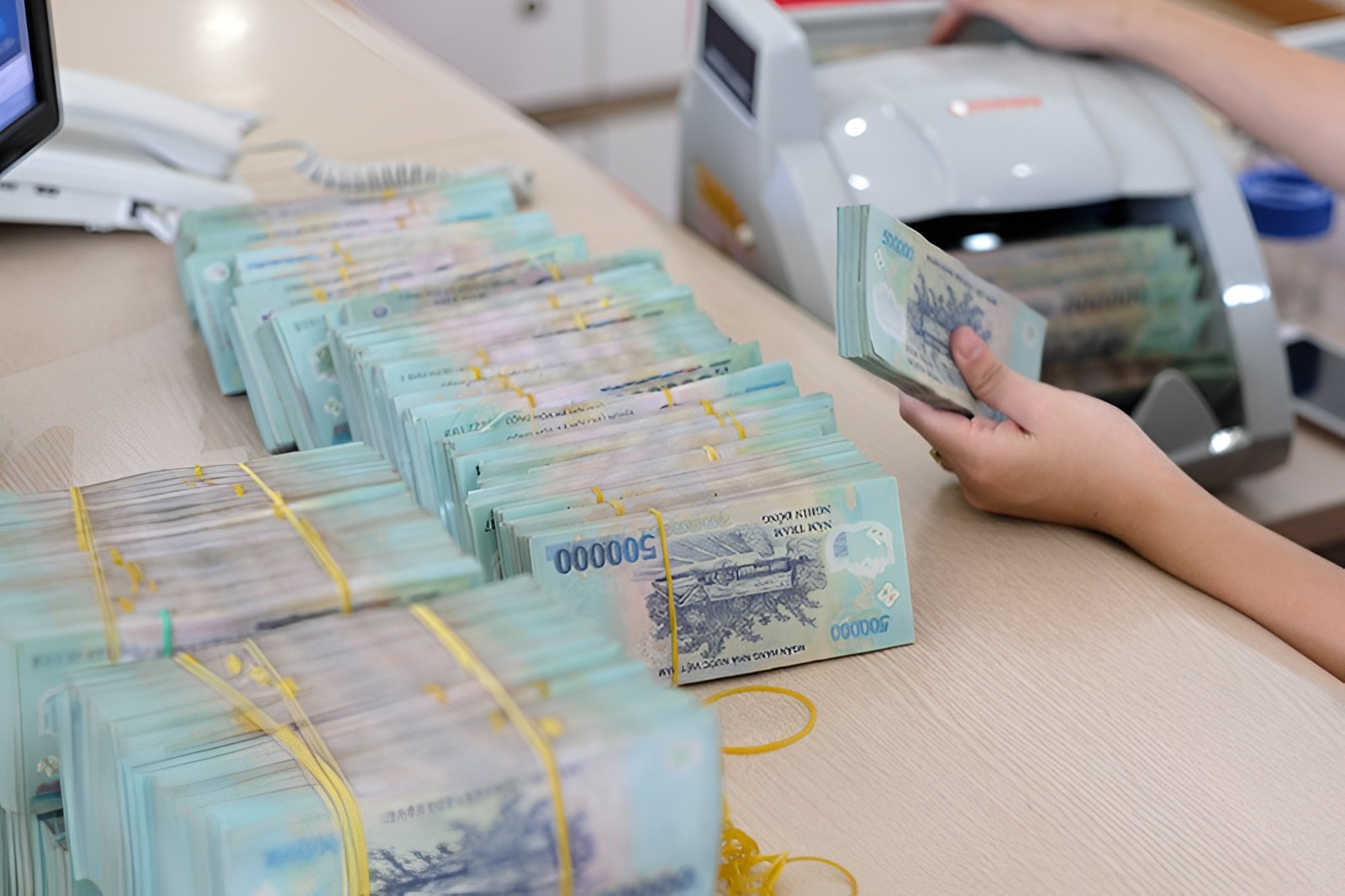 lãi suất ngân hàng hôm nay