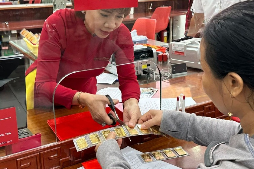 Mua vàng miếng có bị tính thuế không