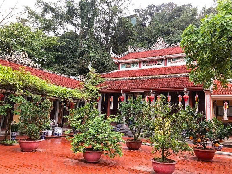 Non nước