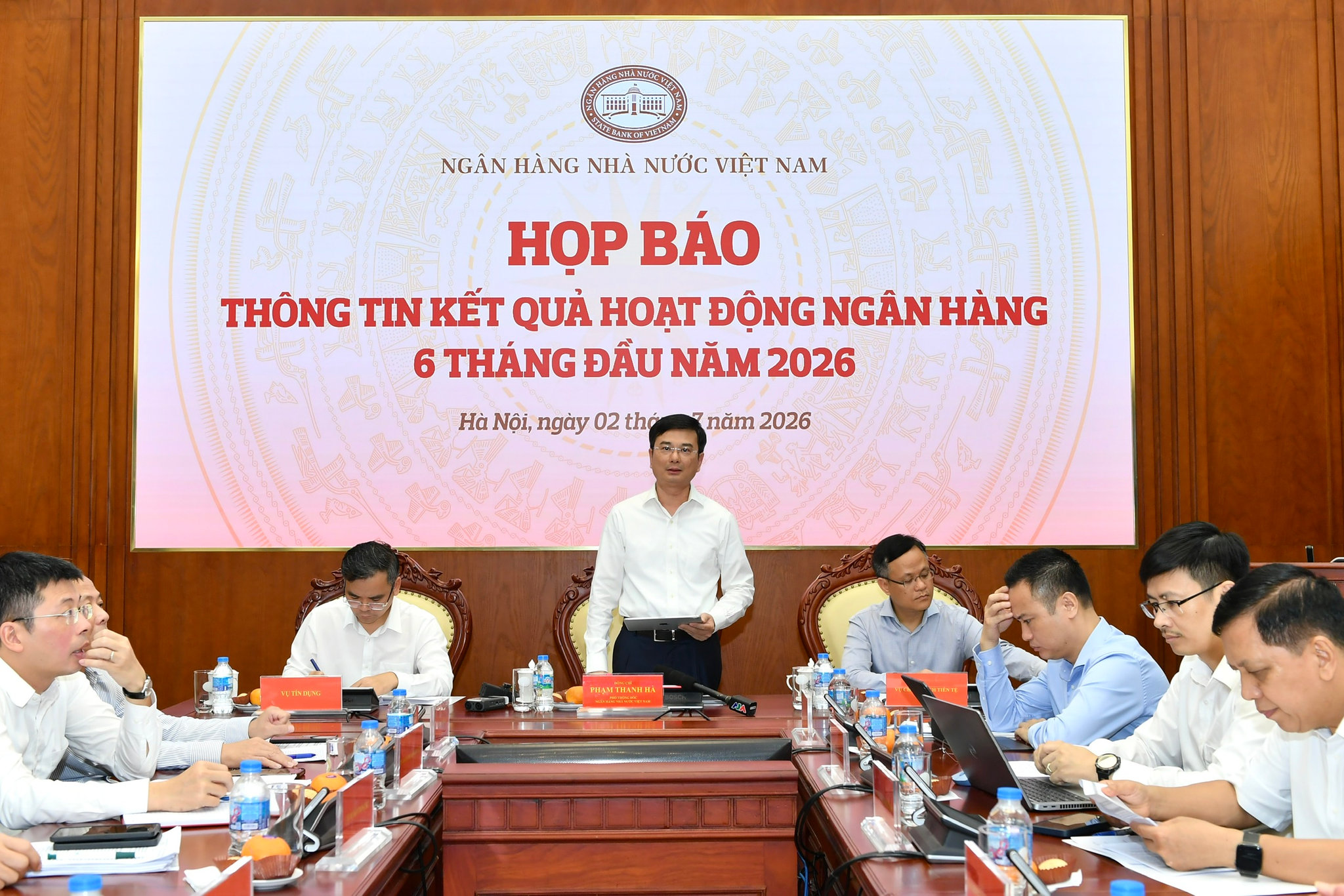 họp báo NHNN, tín dụng, ngân hàng