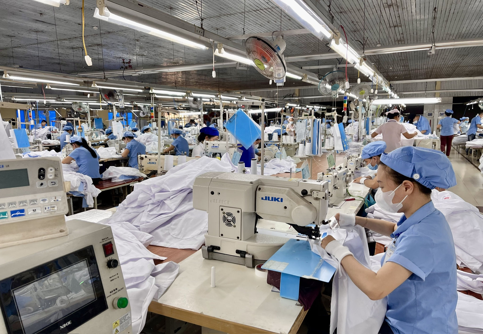 Chưa đến 1/10 SME vay được ngân hàng: 222.000 doanh nghiệp vẫn đứng ngoài “cửa vốn”.