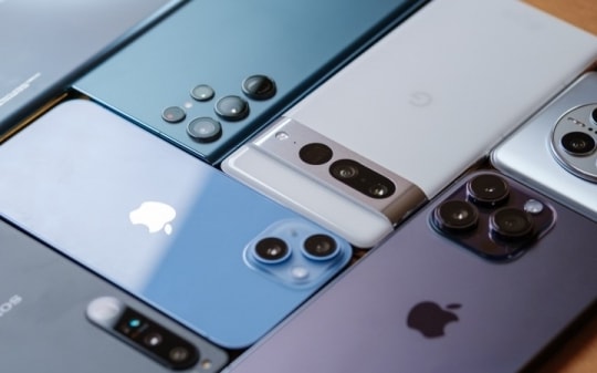 Người Việt chi 500 tỷ đồng mua smartphone trên sàn thương mại điện tử