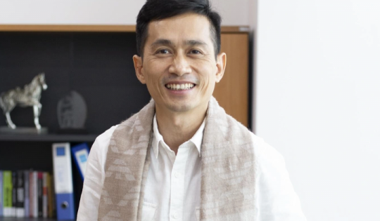 Khởi tố vụ án hình sự thao túng chứng khoán liên quan đến Apec Group: Ông Nguyễn Đỗ Lăng bị bắt tạm giam