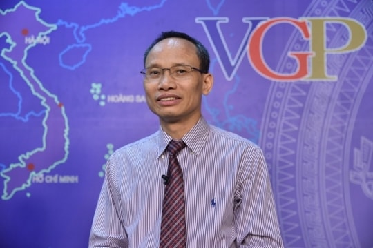 TS Cấn Văn Lực: Giảm lãi suất cho vay, khơi thông các kênh dẫn vốn khác