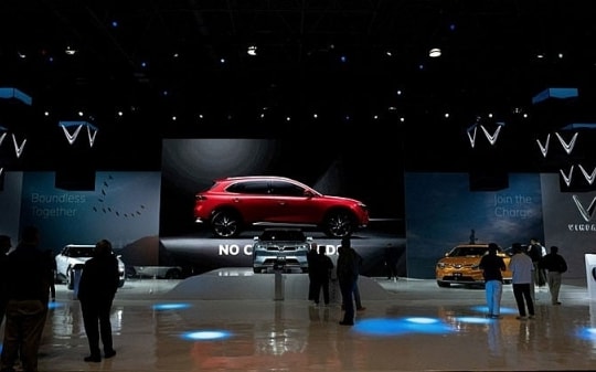 Vốn hóa thị trường của VinFast vượt Ford và GM khi ra mắt sàn Nasdaq