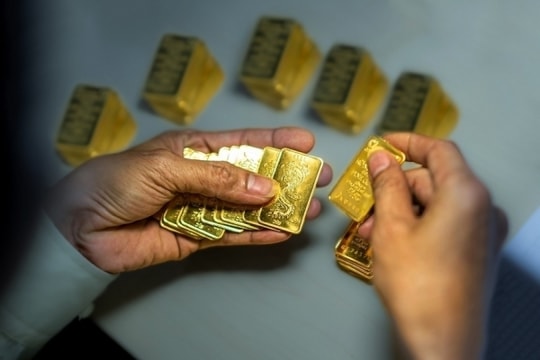 Giá vàng hôm nay 19/8/2023: Giá vàng 9999, SJC, Mi Hồng, BTMC tăng nhẹ phiên cuối tuần