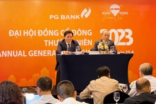 Trước thềm ĐHĐCĐ bất thường, loạt nhân sự cấp cao của PG Bank xin từ nhiệm