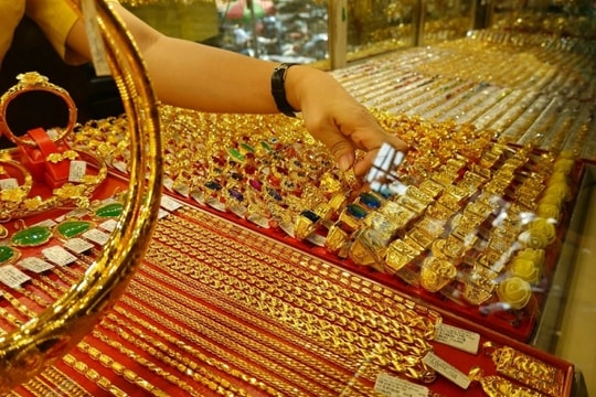 Giá vàng hôm nay 29/8/2023: Giá vàng 9999, SJC, DOJI, PNJ, 24k tăng nhẹ phiên đầu tuần