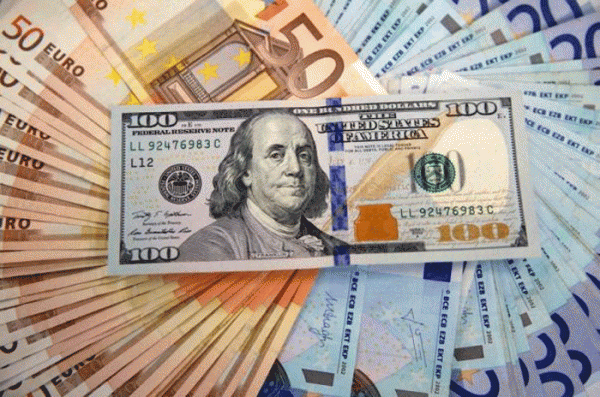 Tỷ giá USD hôm nay 31/8/2023: Giá đô hôm nay, USD VCB đảo chiều trượt giá