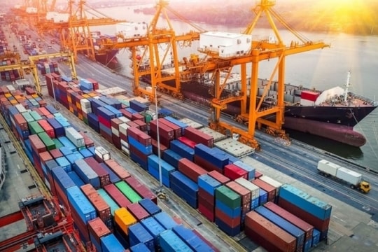 Xuất khẩu đang trên đà hồi phục, có thể tăng trưởng dương ngay trong tháng 9