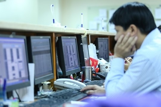 Xử phạt các công ty chứng khoán đặt lệnh sai cho khách hàng