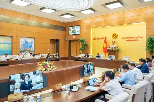 Bộ Tài chính xây dựng Ngân sách 2024, đề xuất lộ trình cải cách tiền lương