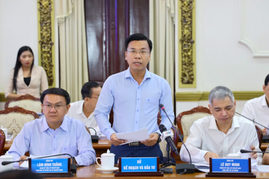 Tăng trưởng GRDP của TP.HCM ước đạt 5,8 - 6,2% trong quý III