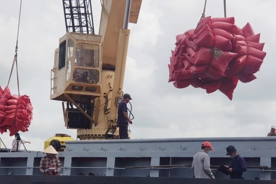Thị trường nào nhập khẩu nhiều nhất hàng Việt trong 9 tháng?