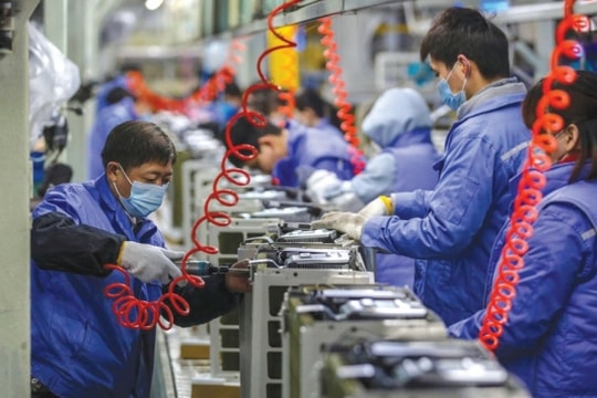 Đẩy mạnh sản xuất công nghiệp những tháng cuối năm