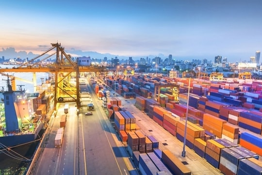 Tốc độ tăng trưởng ấn tượng của thương mại điện tử Việt Nam