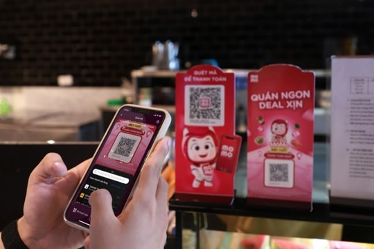 MoMo chịu hậu quả nặng sau nạn tin giả