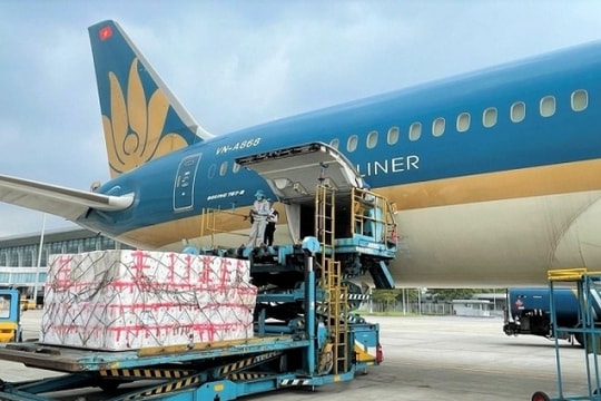 Loạt doanh nghiệp dịch vụ hàng không báo lãi lớn