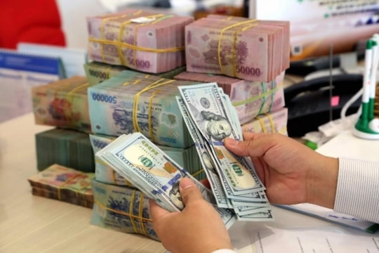 Việt Nam chịu tác động ra sao khi Fed tiếp tục giữ lãi suất cao nhất 22 năm?
