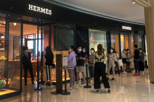 Những chiếc túi Hermes là kênh đầu tư hấp dẫn hơn cả chứng khoán và vàng