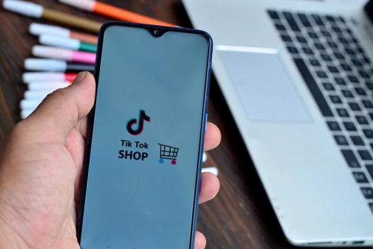 TikTok Shop đau đầu giải bài toán “hàng chính hãng”