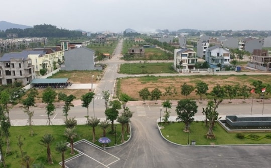 Đất nền đấu giá ven Hà Nội hết thời, hiện chỉ bằng nửa giá khởi điểm