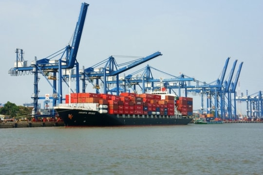 Hé lộ cán cân thương mại nhập siêu trong nửa đầu tháng 11/2023