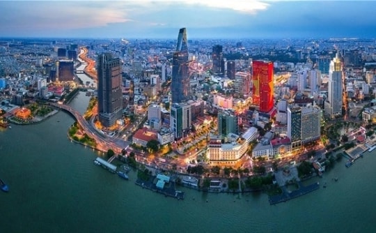 Lĩnh vực nào sẽ được hưởng lợi đầu tiên khi Việt Nam đón cơ hội lớn từ Mỹ và Trung Quốc?