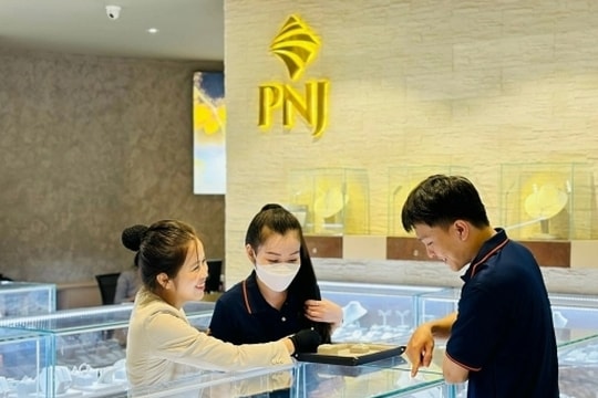 PNJ bị phạt 1,34 tỷ đồng vì vi phạm quy định phòng chống rửa tiền và kinh doanh vàng